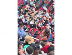 开云体育APP下载-上海網(wǎng)球大师赛观众高声嘶吼，裁判多次劝阻，保安最终请离