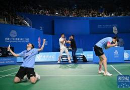 开云下载-全运会｜郑雨/张殊贤晋级羽毛球女双决赛