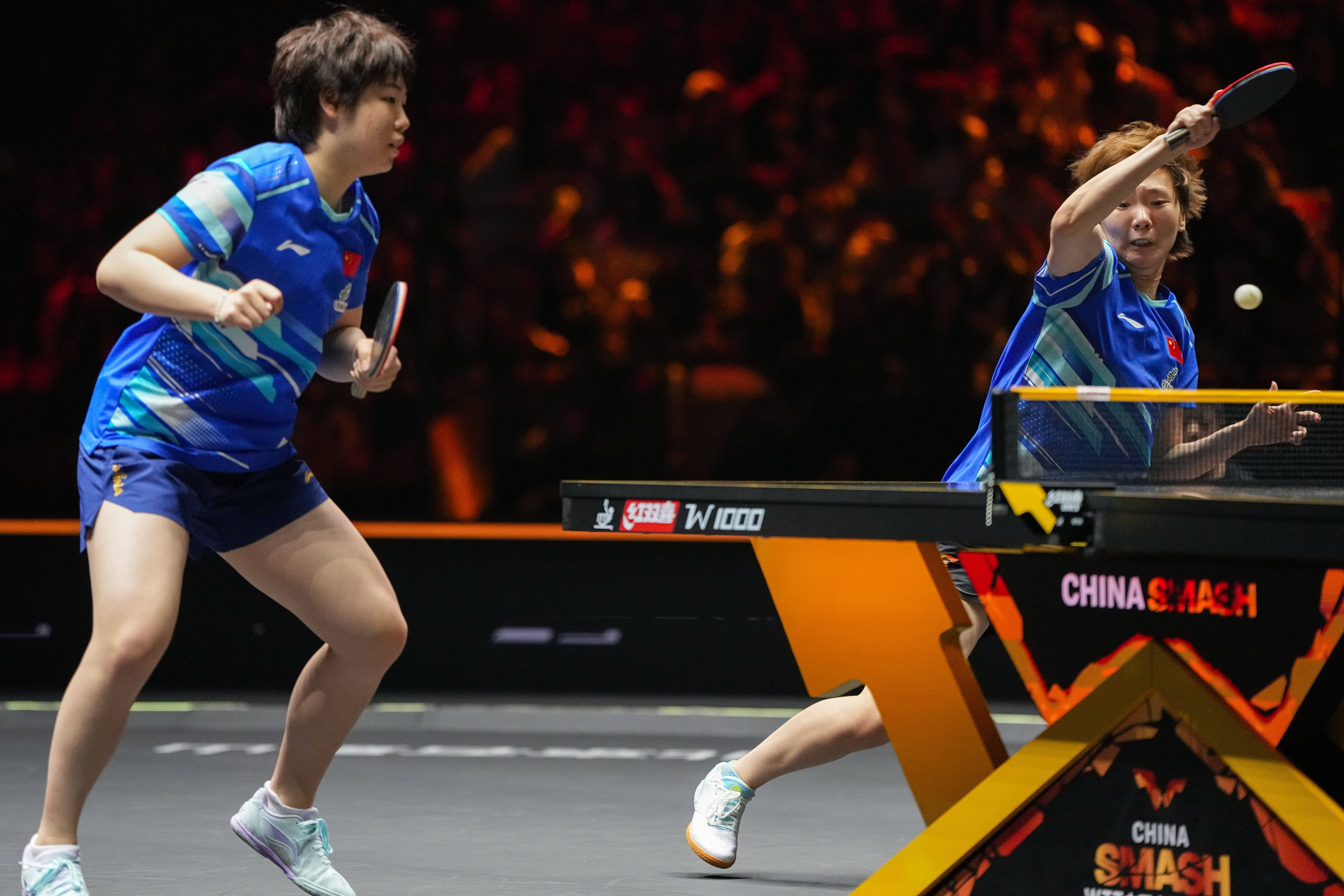 开云下载-(体育)乒乓球——WTT中国大满贯赛:蒯曼/王曼昱晋级女双决赛