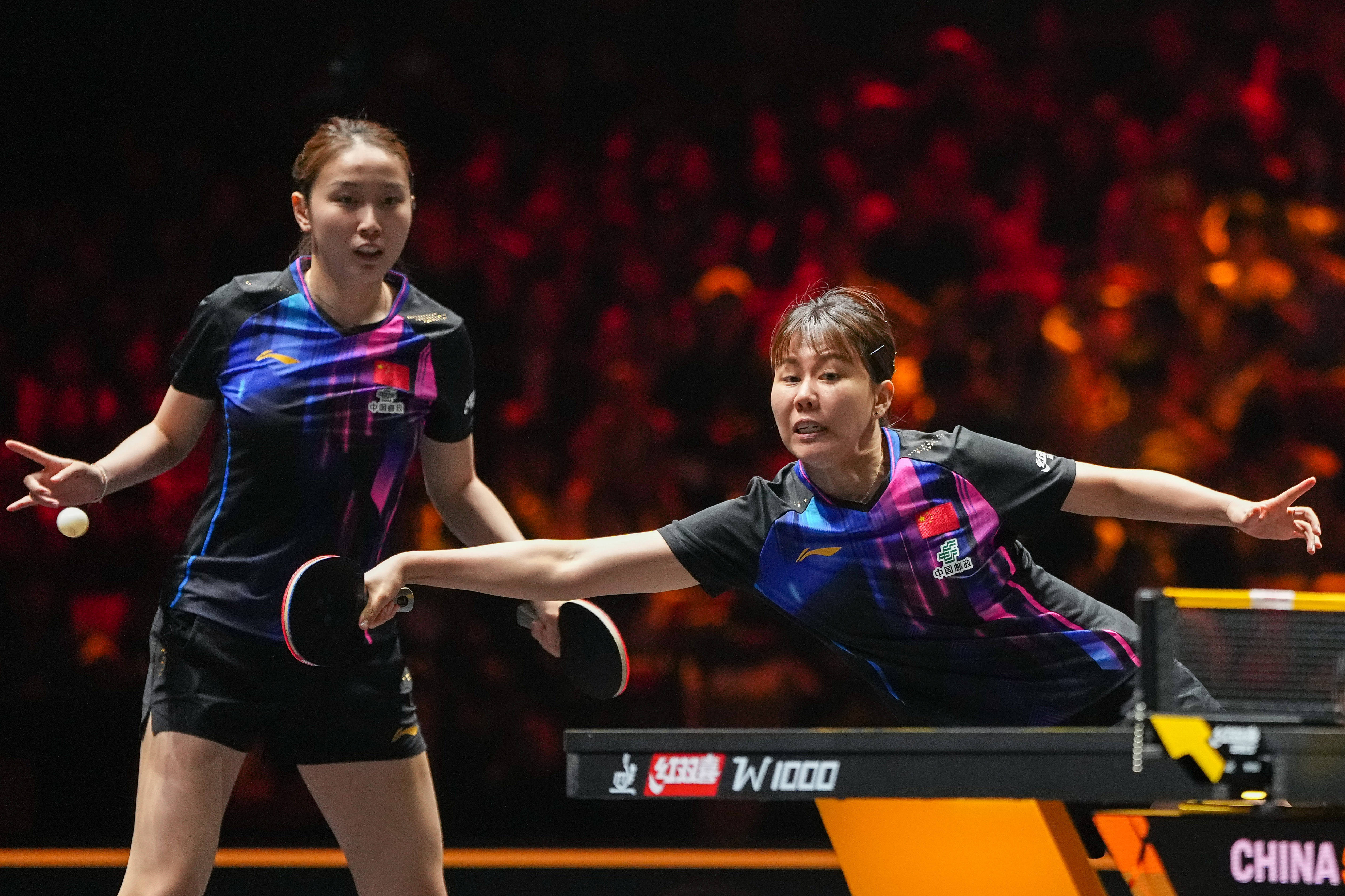 开云下载-(体育)乒乓球——WTT中国大满贯赛:蒯曼/王曼昱晋级女双决赛