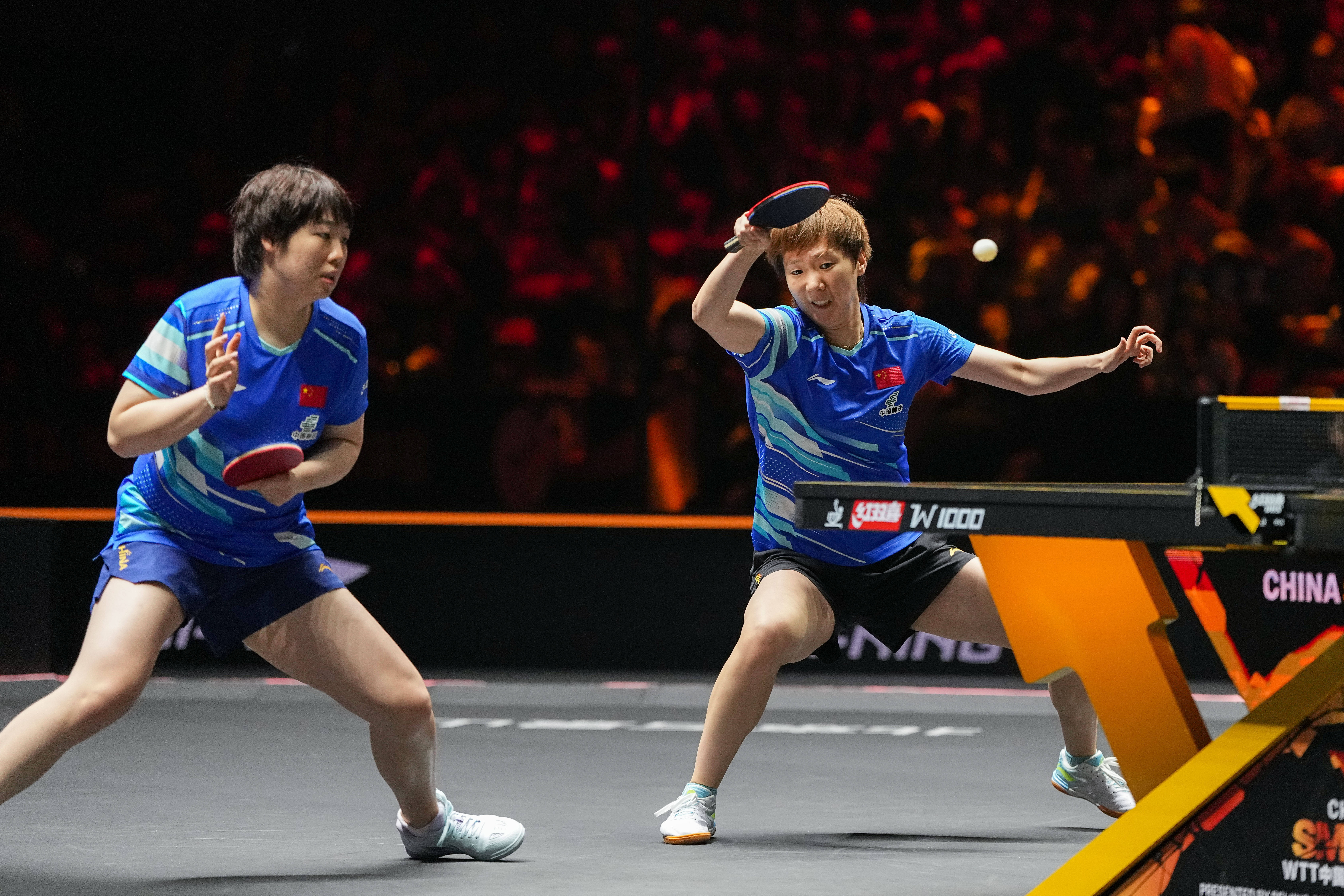 开云下载-(体育)乒乓球——WTT中国大满贯赛:蒯曼/王曼昱晋级女双决赛