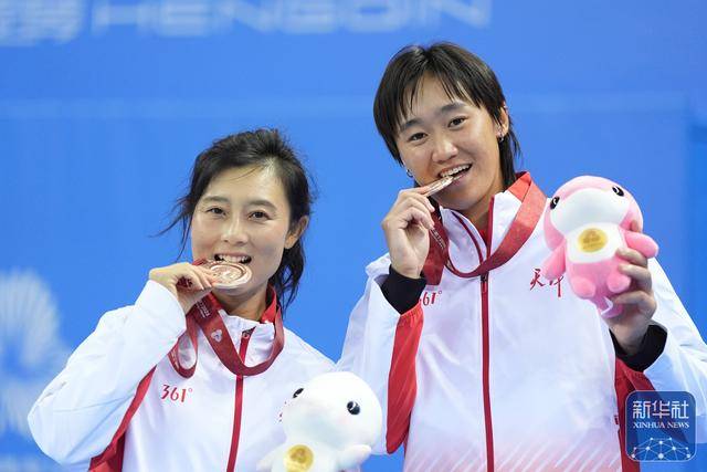 开云体育在线-全(quán)運(yùn)会|王雅(yǎ)繁/蒋欣玗夺得网球女双冠軍(jūn)