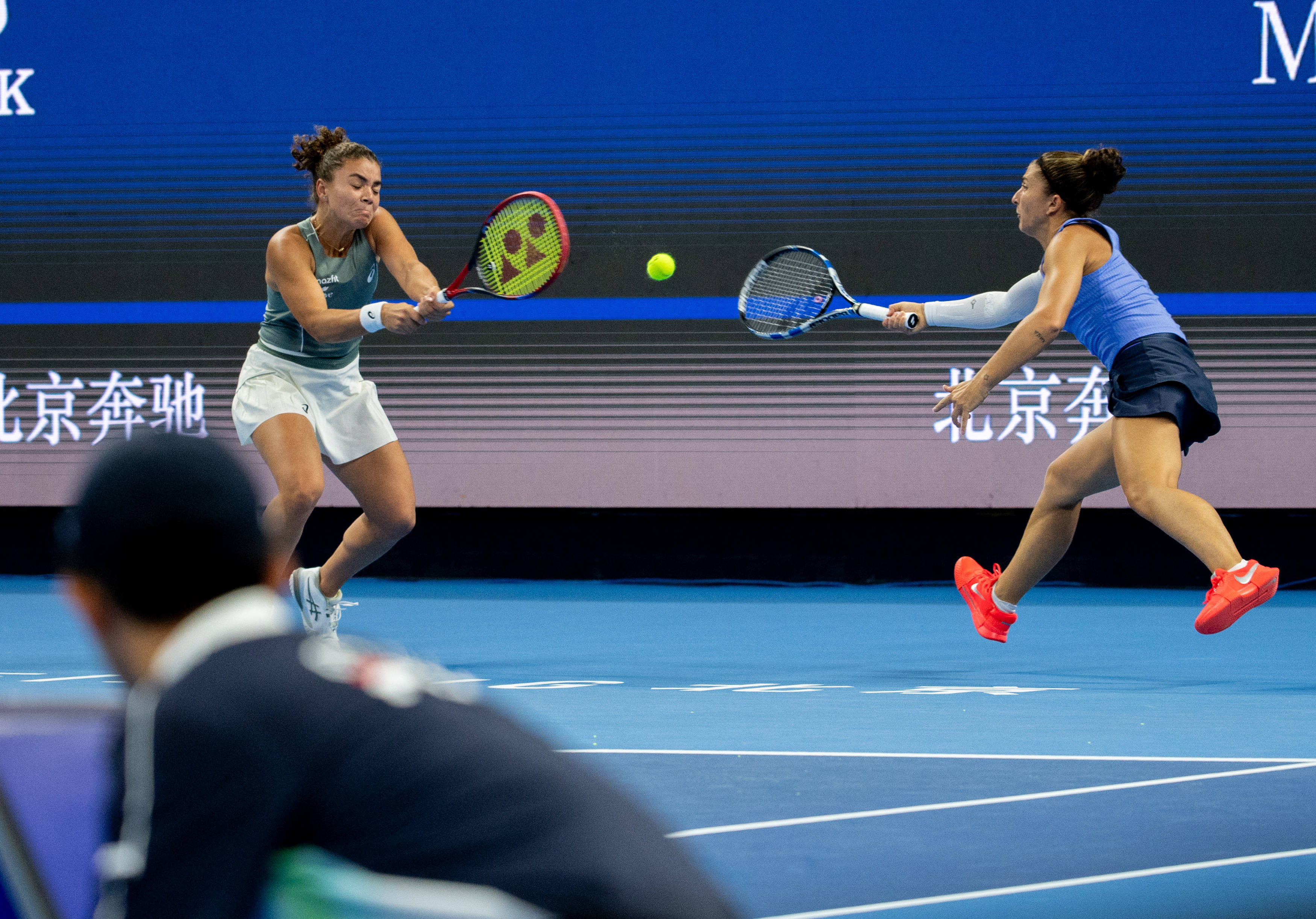 开云体育APP下载-(体育)网球——中网:埃(āi)拉(lā)尼/保利(lì)尼女雙(shuāng)夺冠