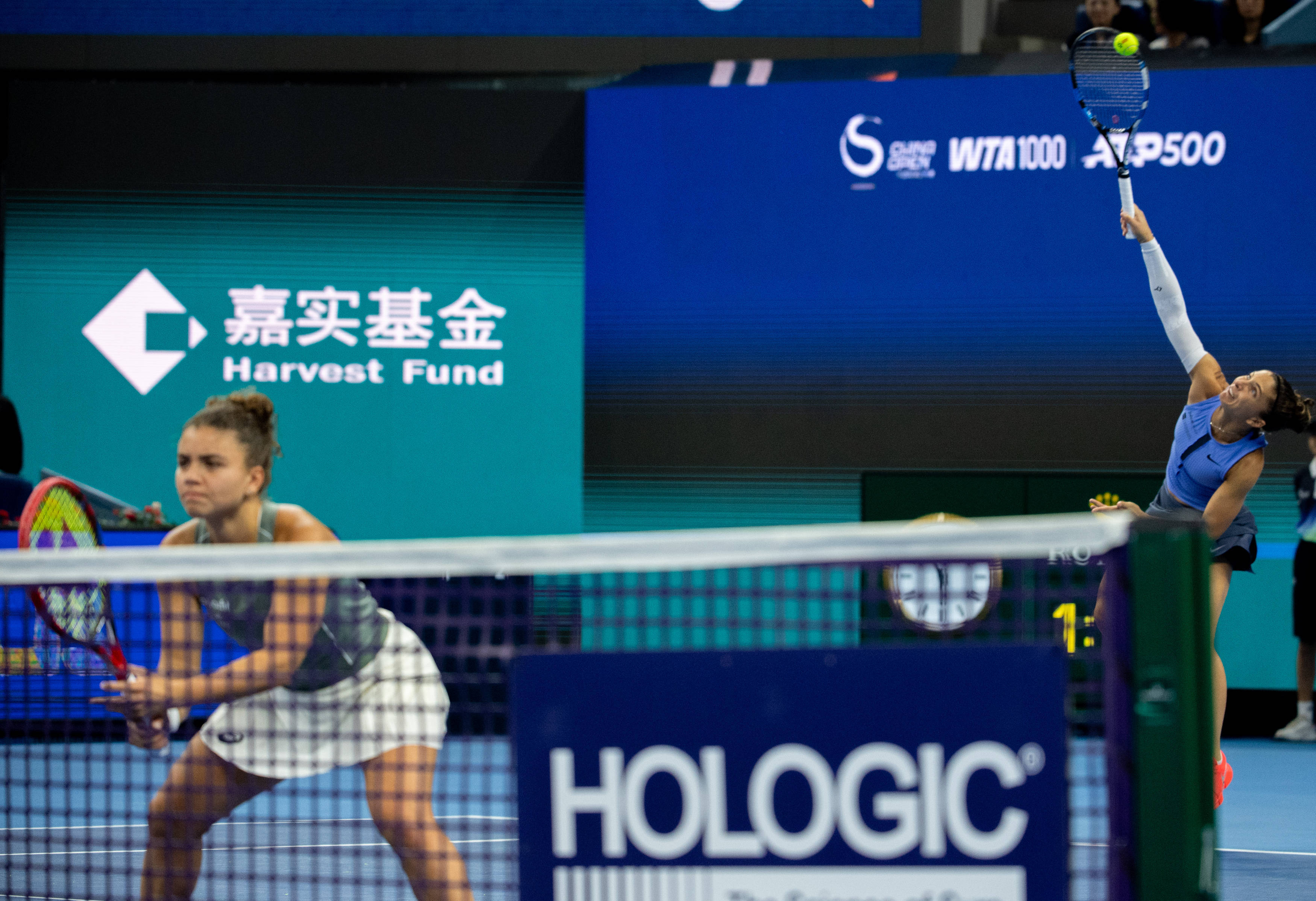 开云体育APP下载-(体育)网球——中网:埃(āi)拉(lā)尼/保利(lì)尼女雙(shuāng)夺冠