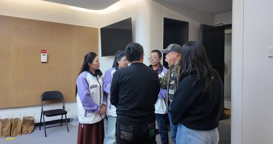 开云-当我在看60岁的老人打电竞比赛时，我在看什么