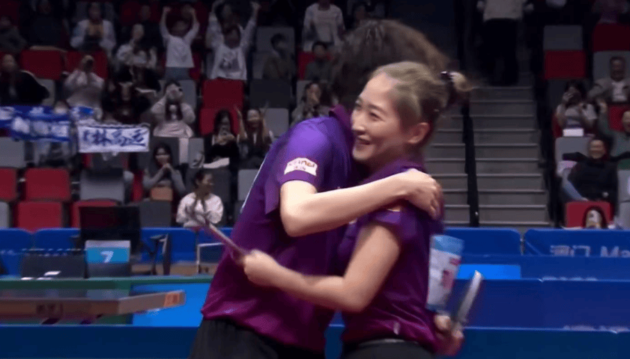 开云体育APP下载-恭喜！林高远/刘诗雯逆转夺冠，场外指导张超激情助威抢镜！全运会乒乓球今天再诞生两金！