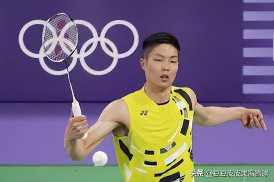 开云体育APP下载-安东森(sēn)法(fǎ)国夺冠(guān)后羽毛球男单世(shì)界(jiè)排名。石宇奇依然高居(jū)榜首。
