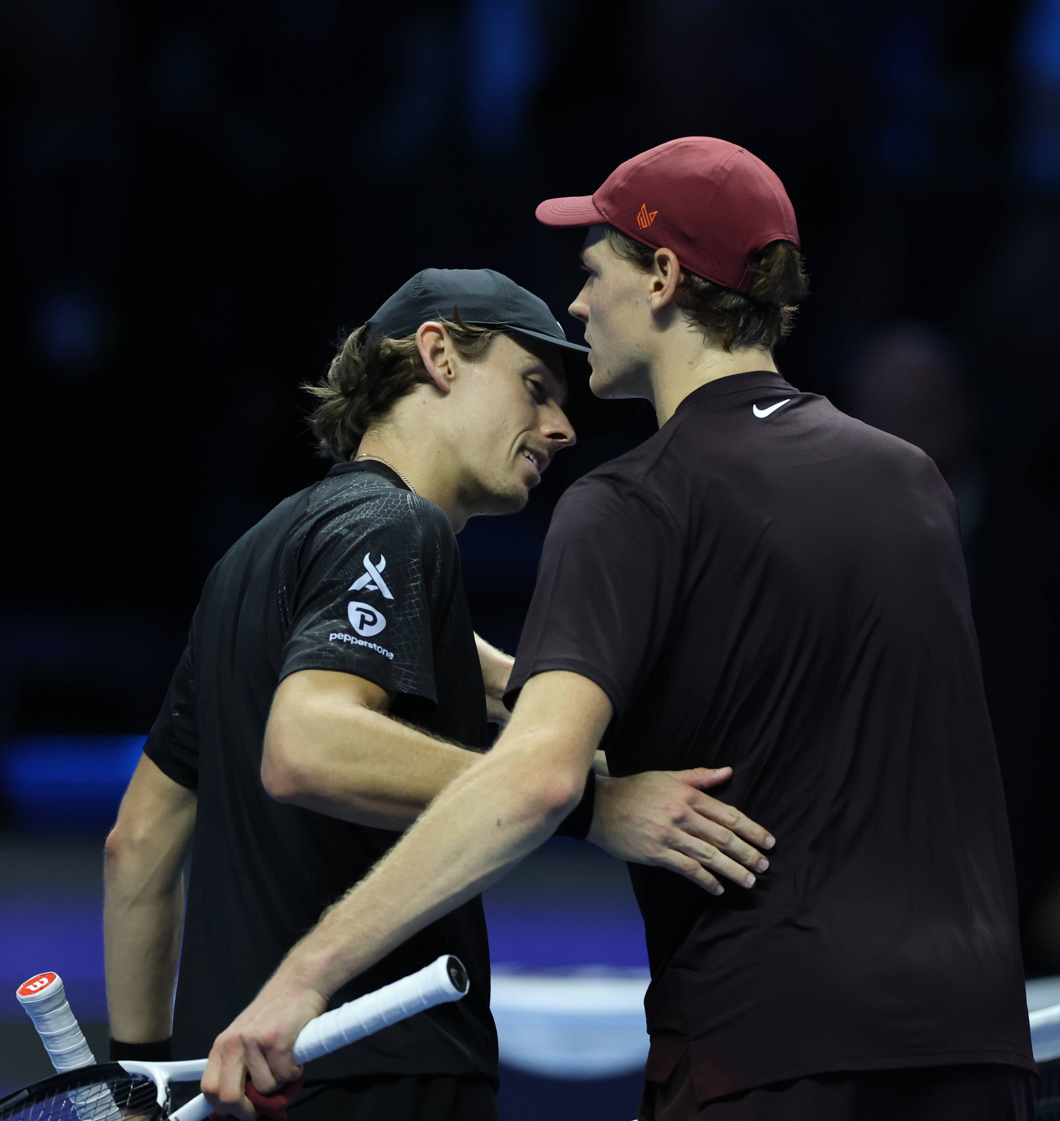 开云-(体育)网球——ATP年终总决赛半决赛:辛纳胜德米纳尔